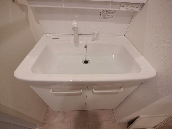 クアドリフォリエブルーの物件内観写真